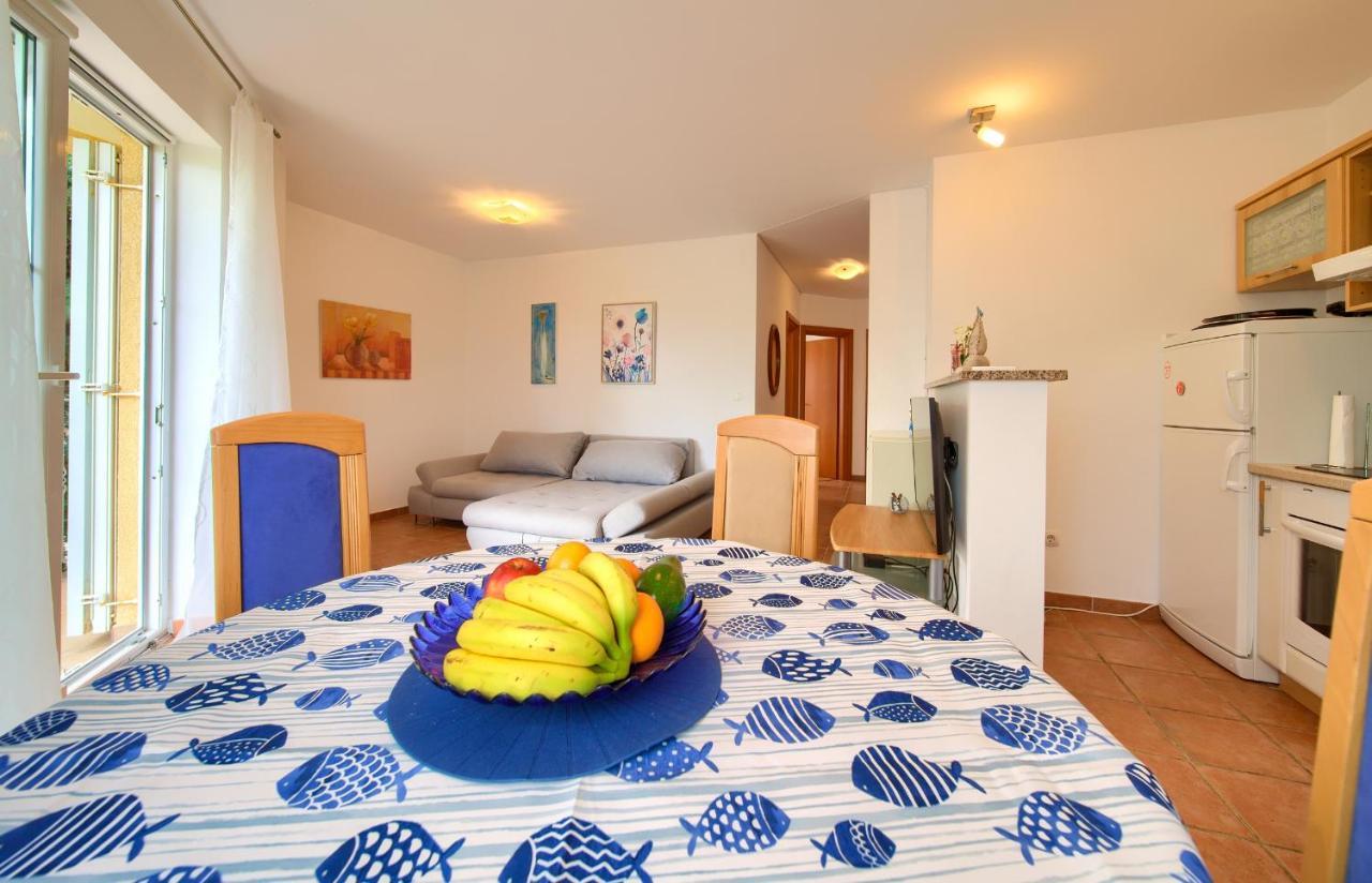 Apartment Camellia วานตาชิชี ภายนอก รูปภาพ